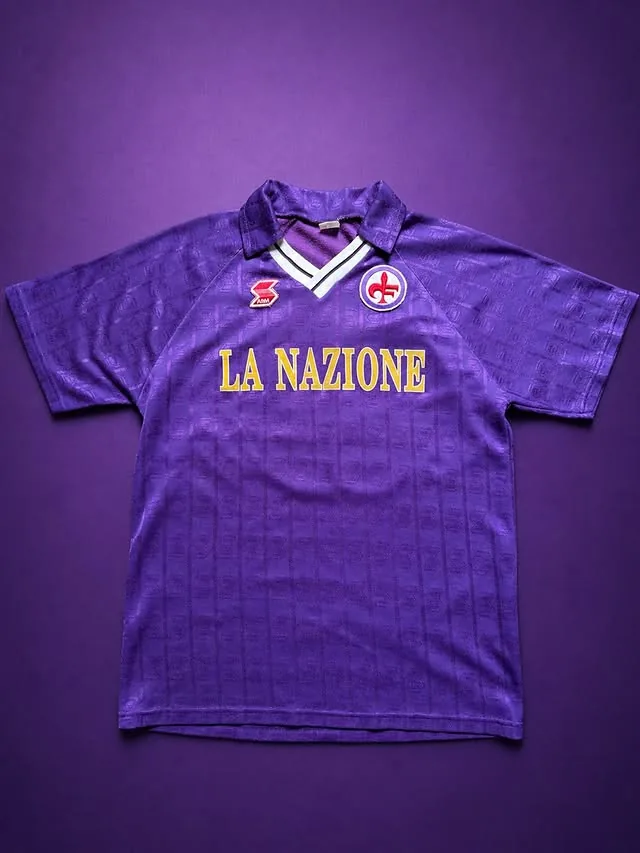 Fiorentina 1990-91 home shirt, photo from a collector