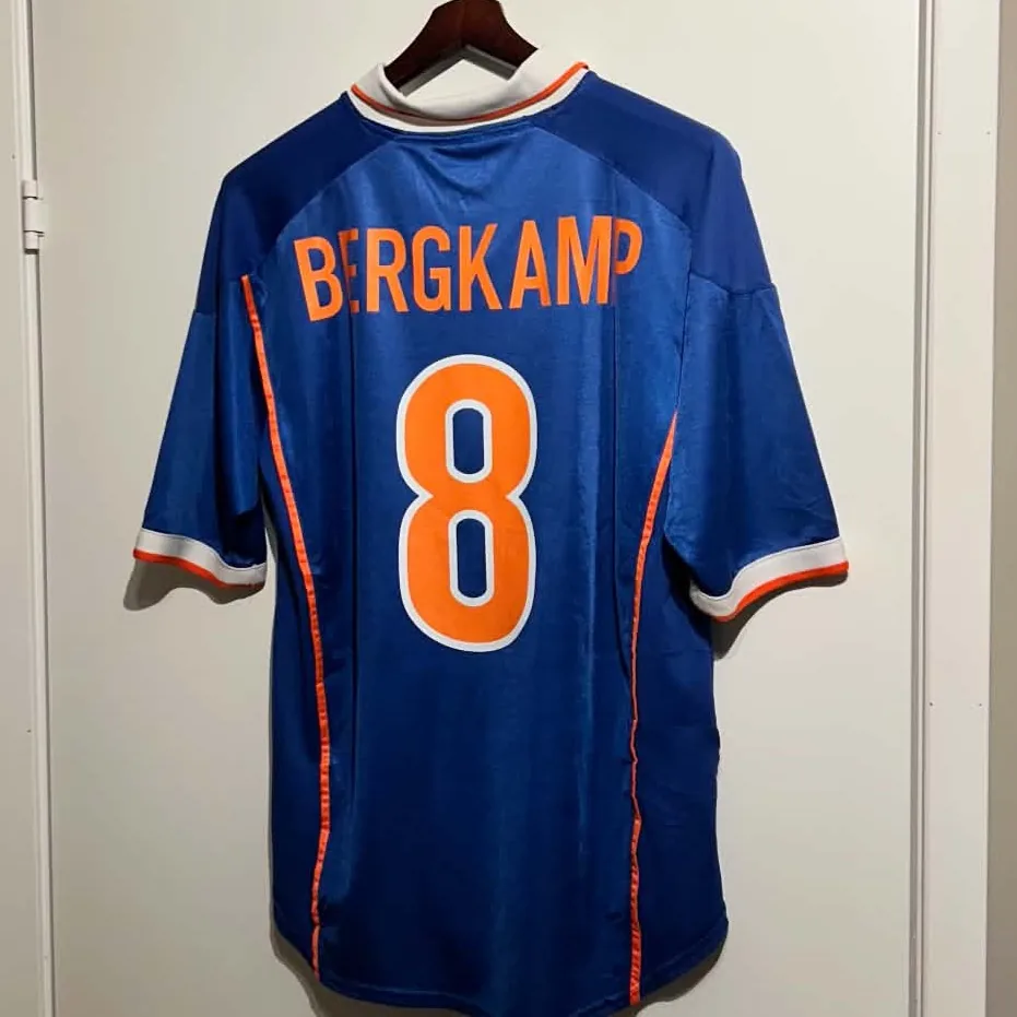 Holland 1998-00 away shirt, photo from a collector