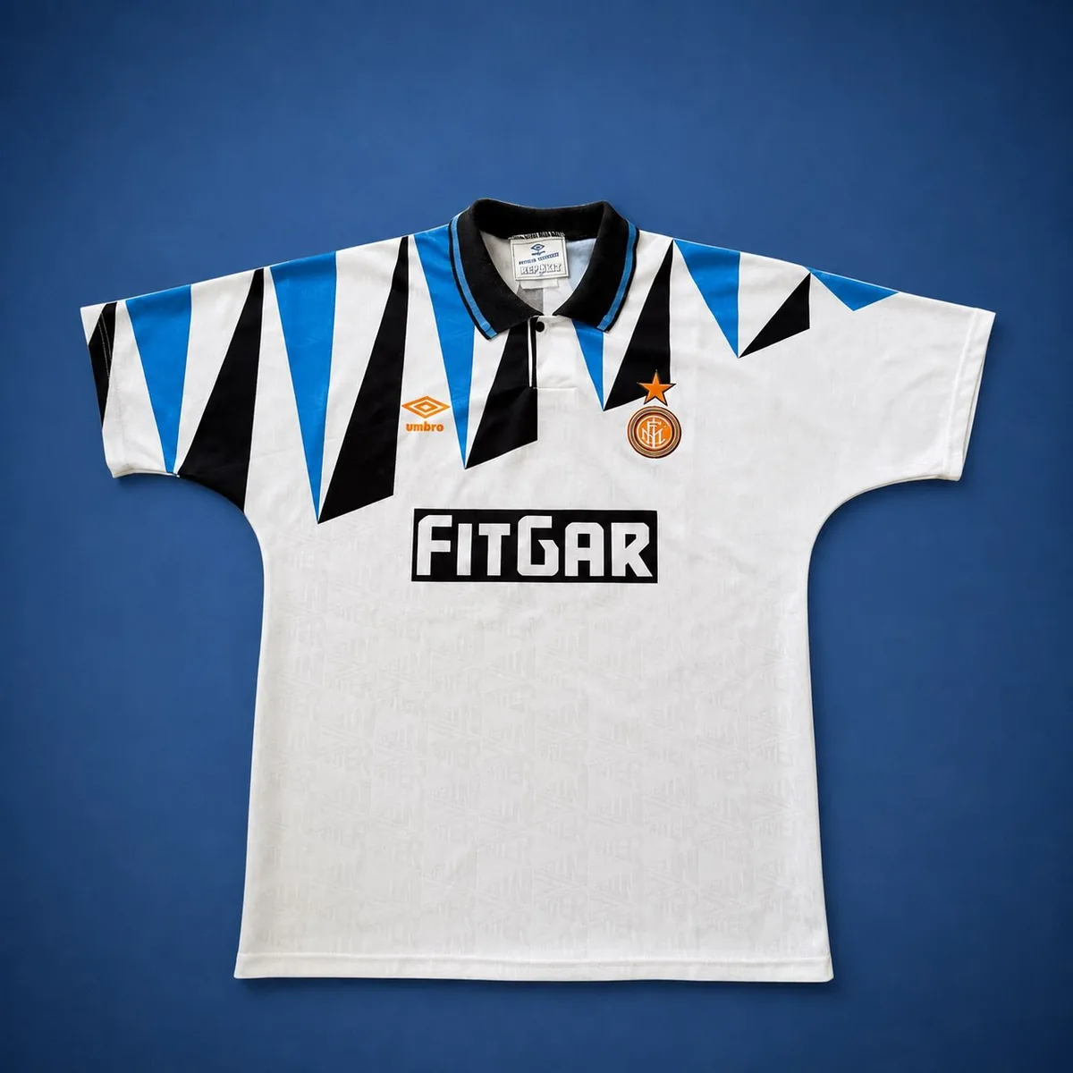 Inter Milan 1991-92 away shirt, photo from a collector