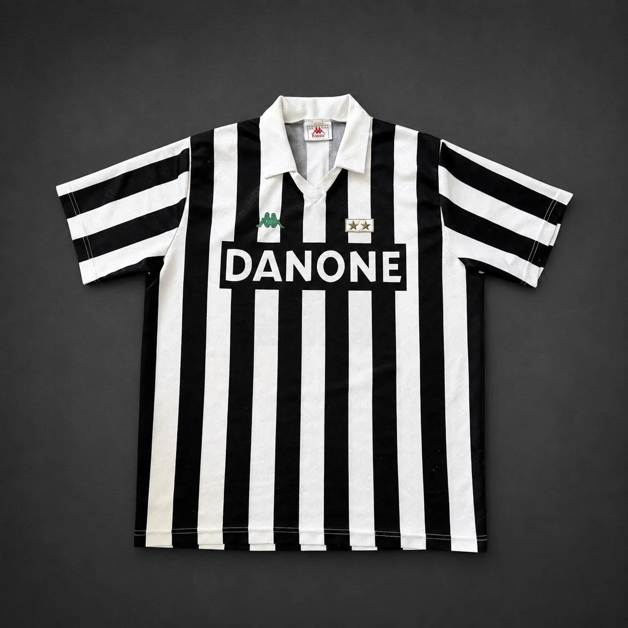 Juventus 1992-95 home shirt, photo from a collector