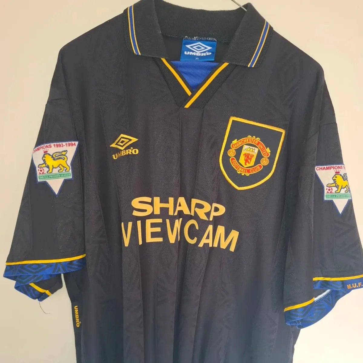 Man Utd 1993-95 away shirt, photo from a collector